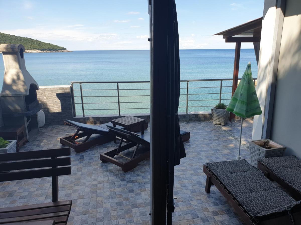 Holiday House Kruce 울친 외부 사진