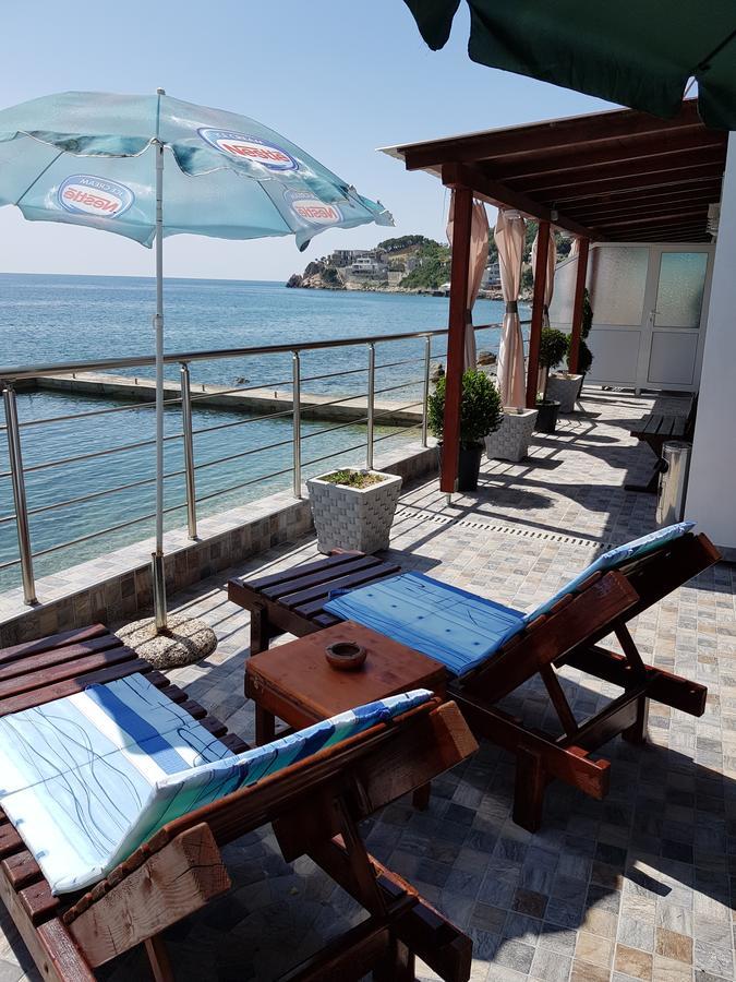 Holiday House Kruce 울친 외부 사진