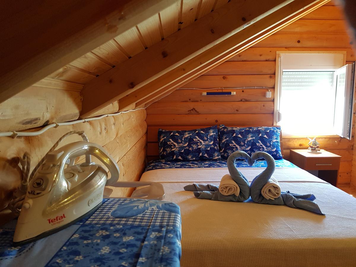 Holiday House Kruce 울친 외부 사진