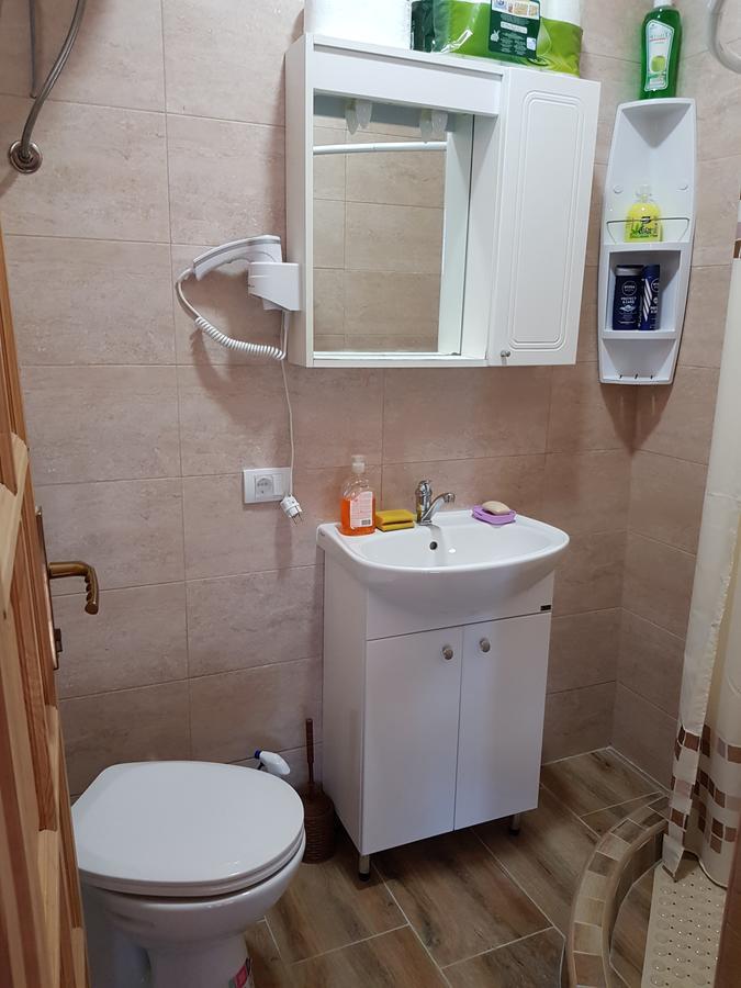 Holiday House Kruce 울친 외부 사진